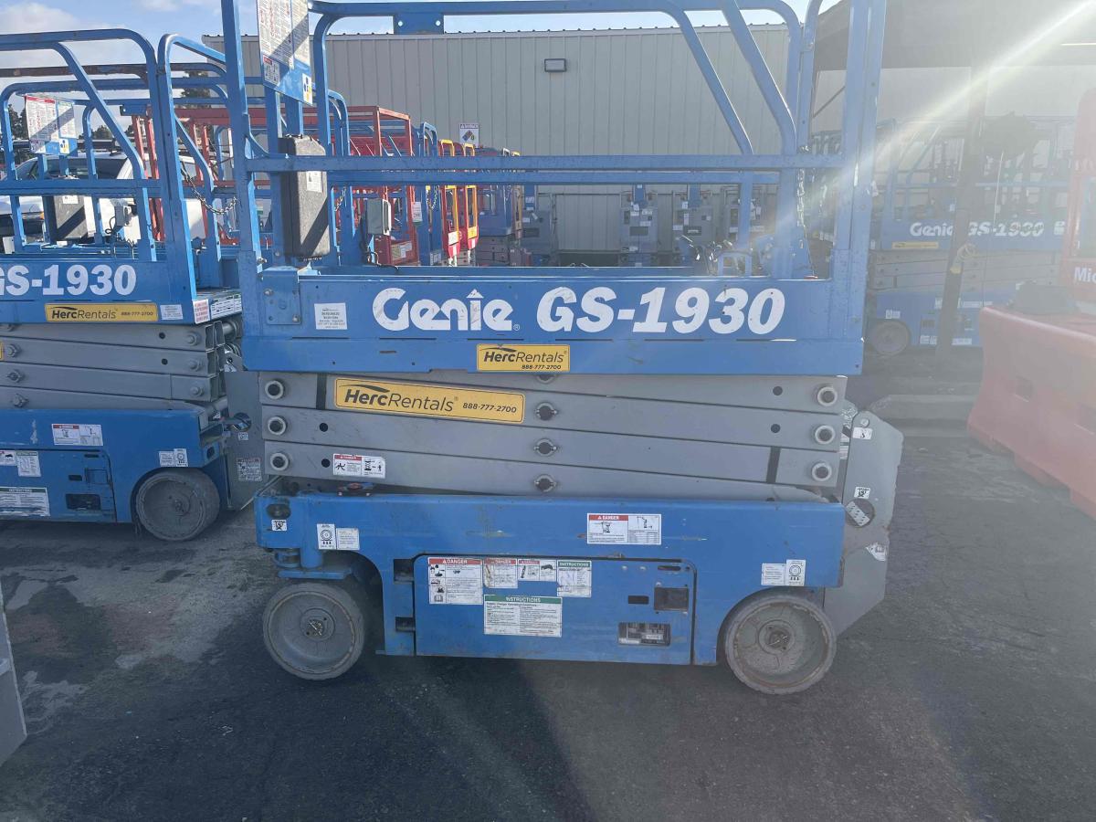 2019 Genie GS-1930