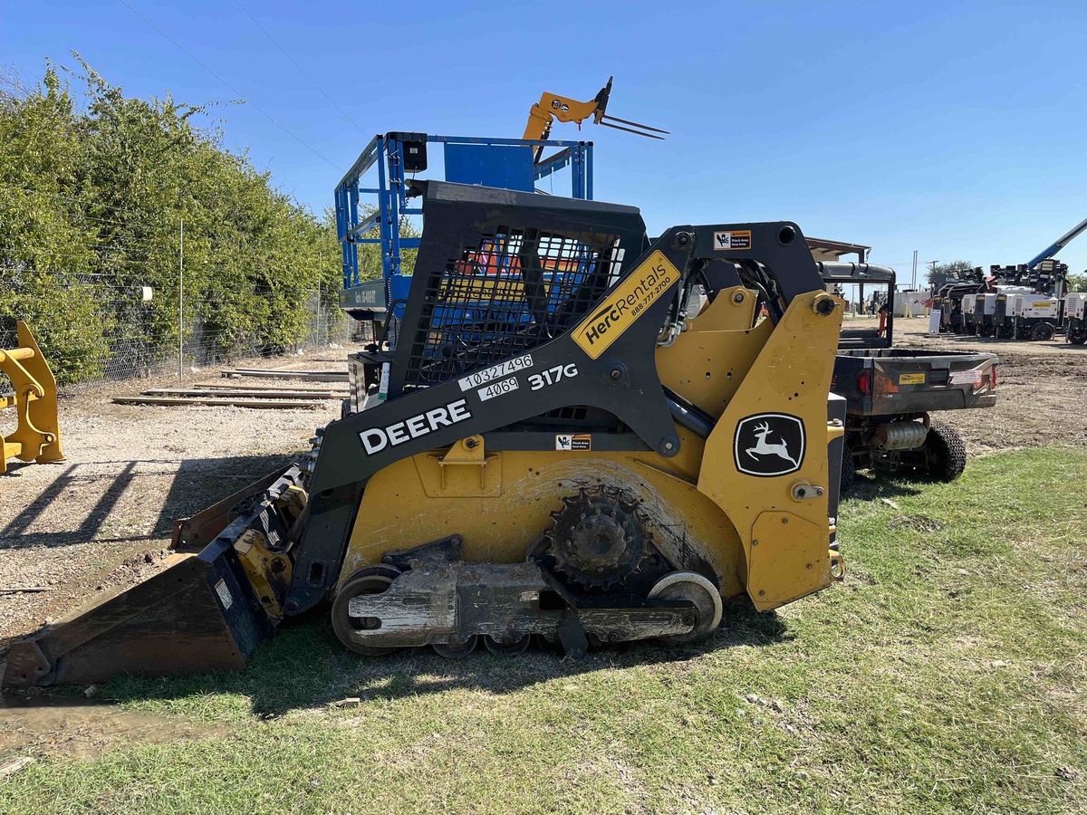 2021 John Deere 317G-3