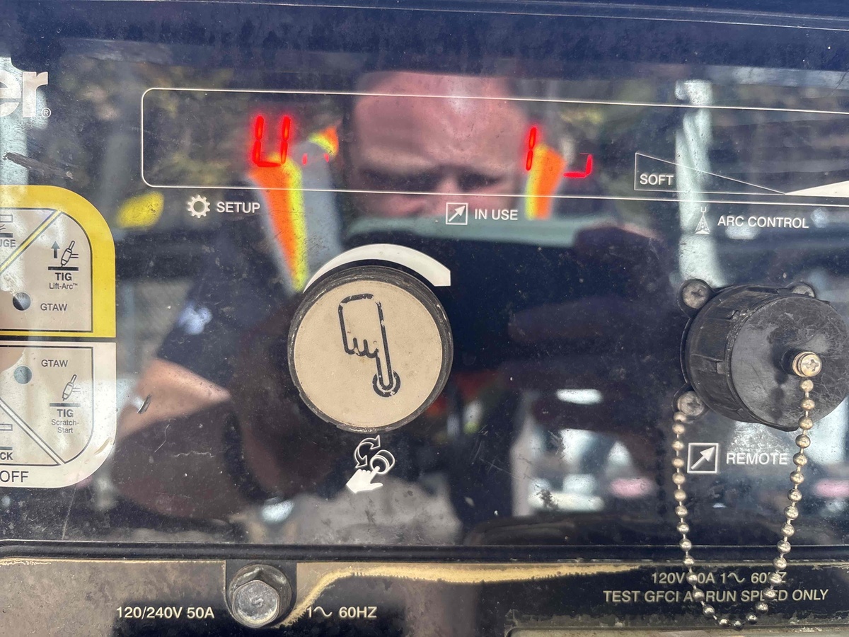 2018 Miller Big Blue 400 Pro-4