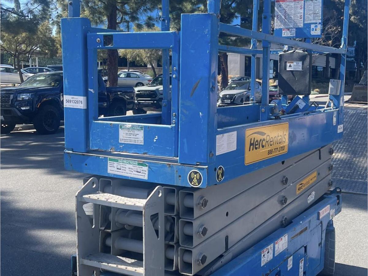 2017 Genie GS-2632