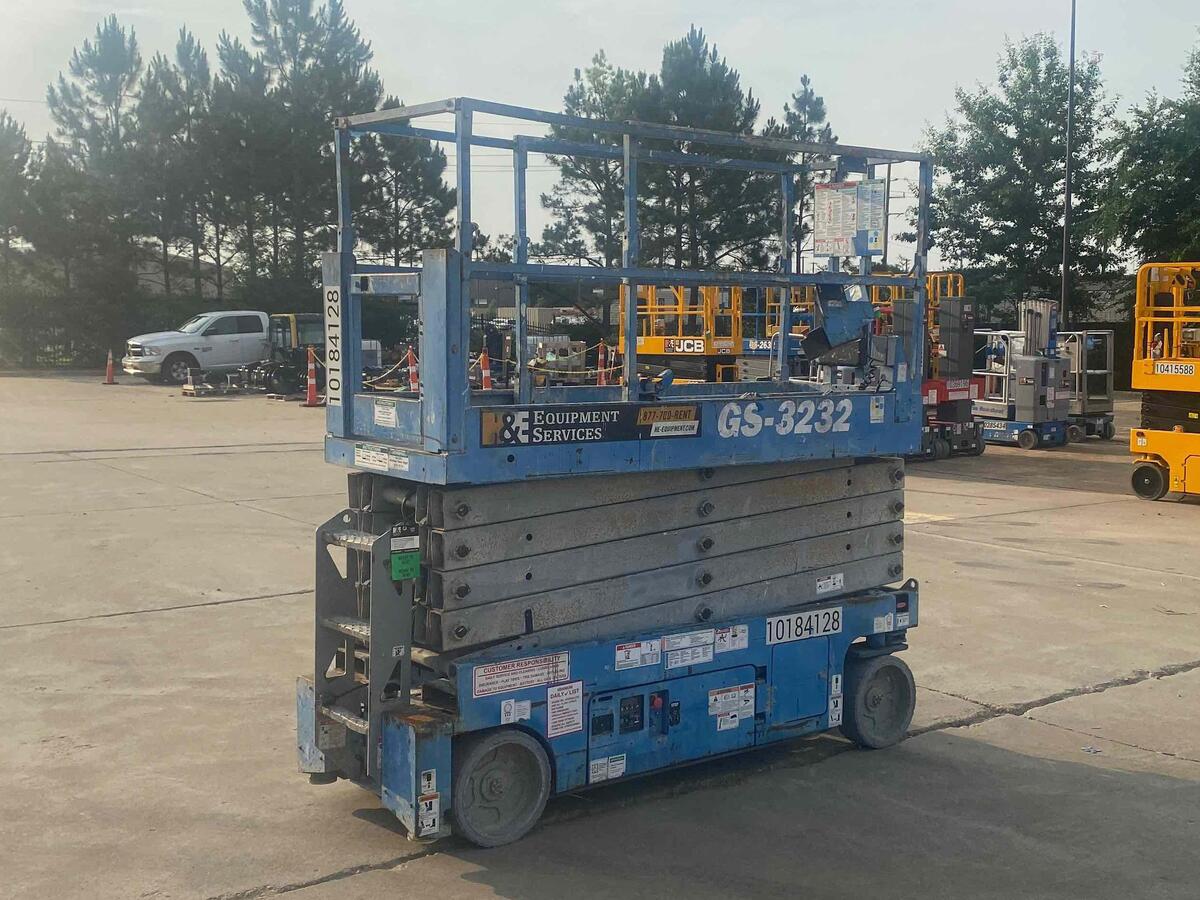 2016 Genie GS-3232-3