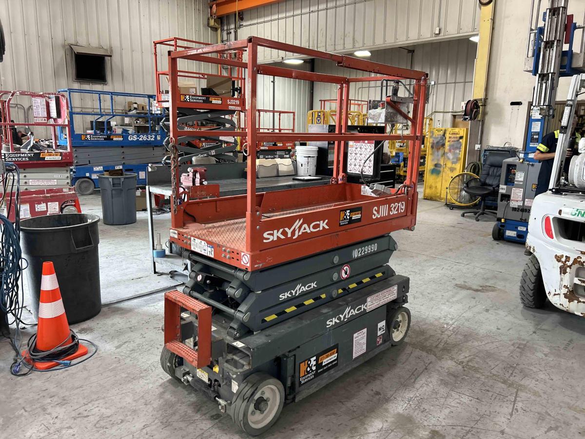 2017 Skyjack SJ3219