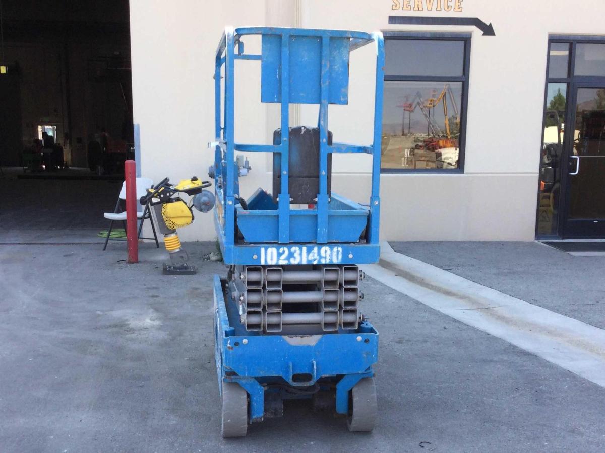 2017 Genie GS-1930