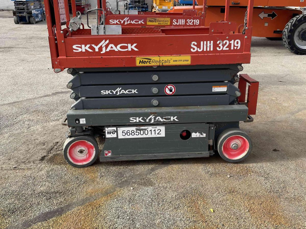 2018 Skyjack SJ3219