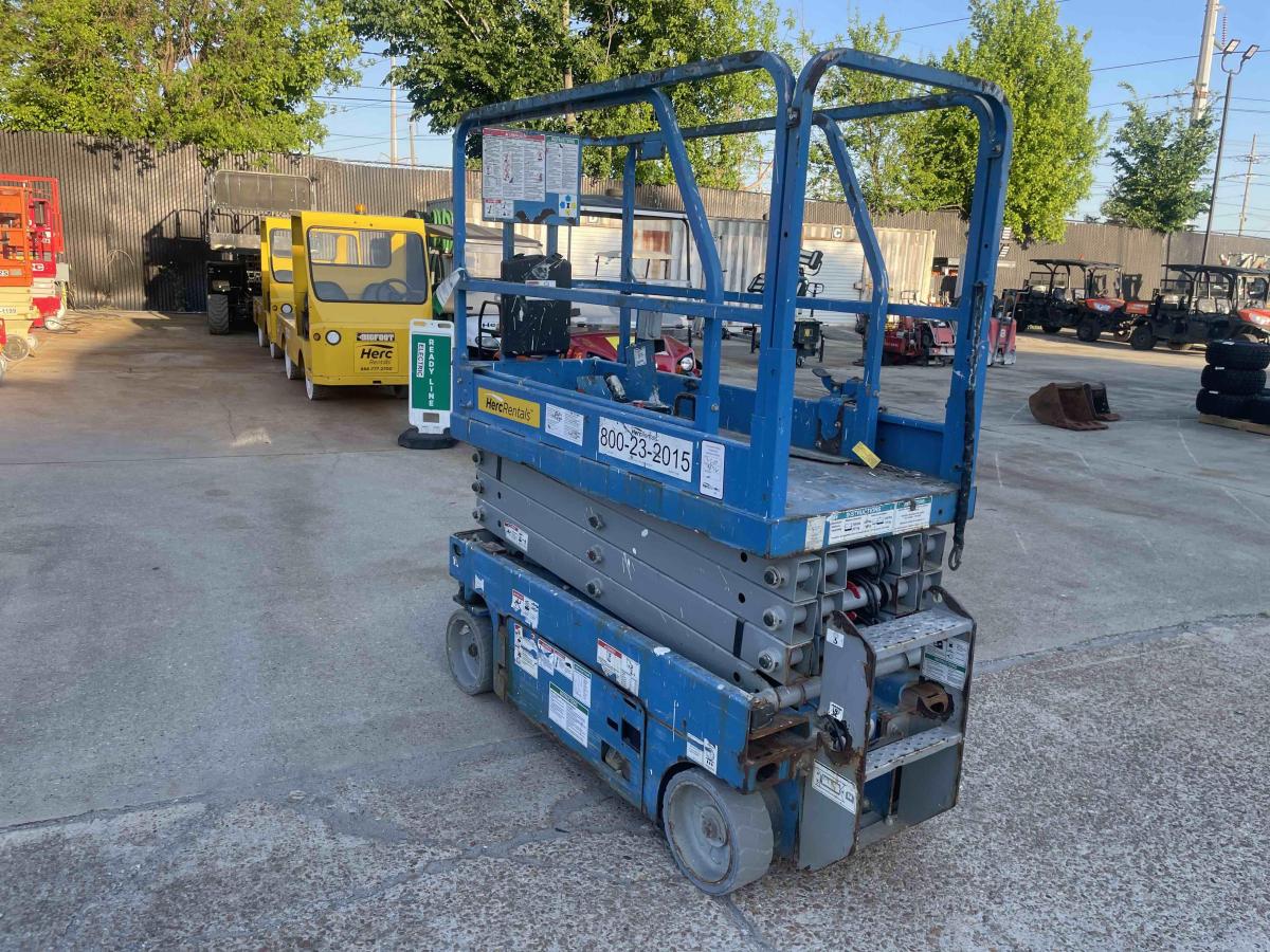 2018 Genie GS-1930