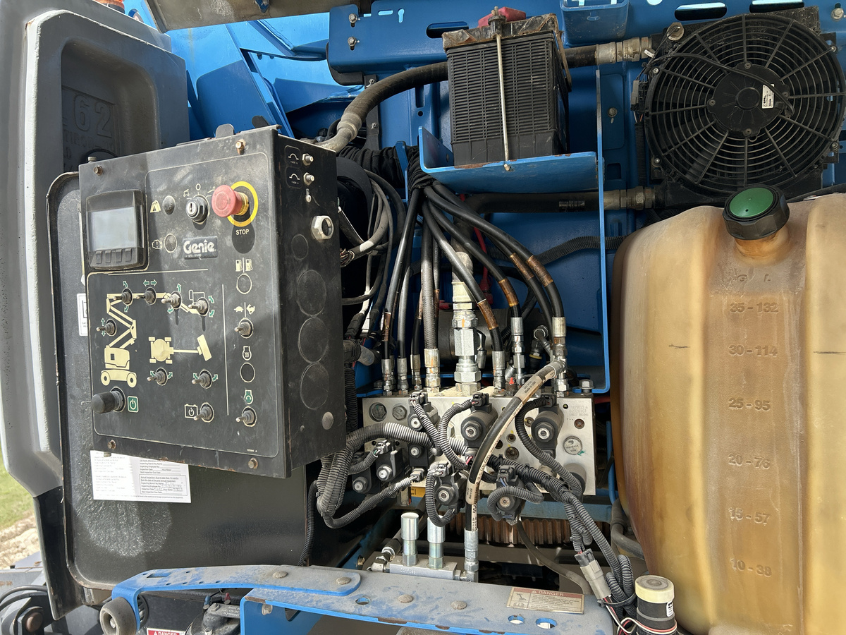 2017 Genie Z-62/40-11