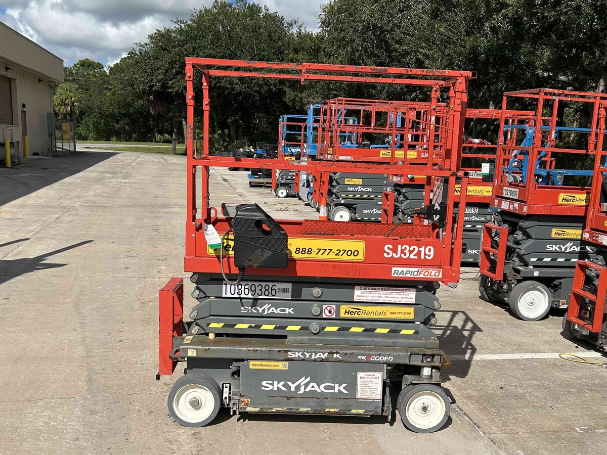 2022 Skyjack SJ3219-3