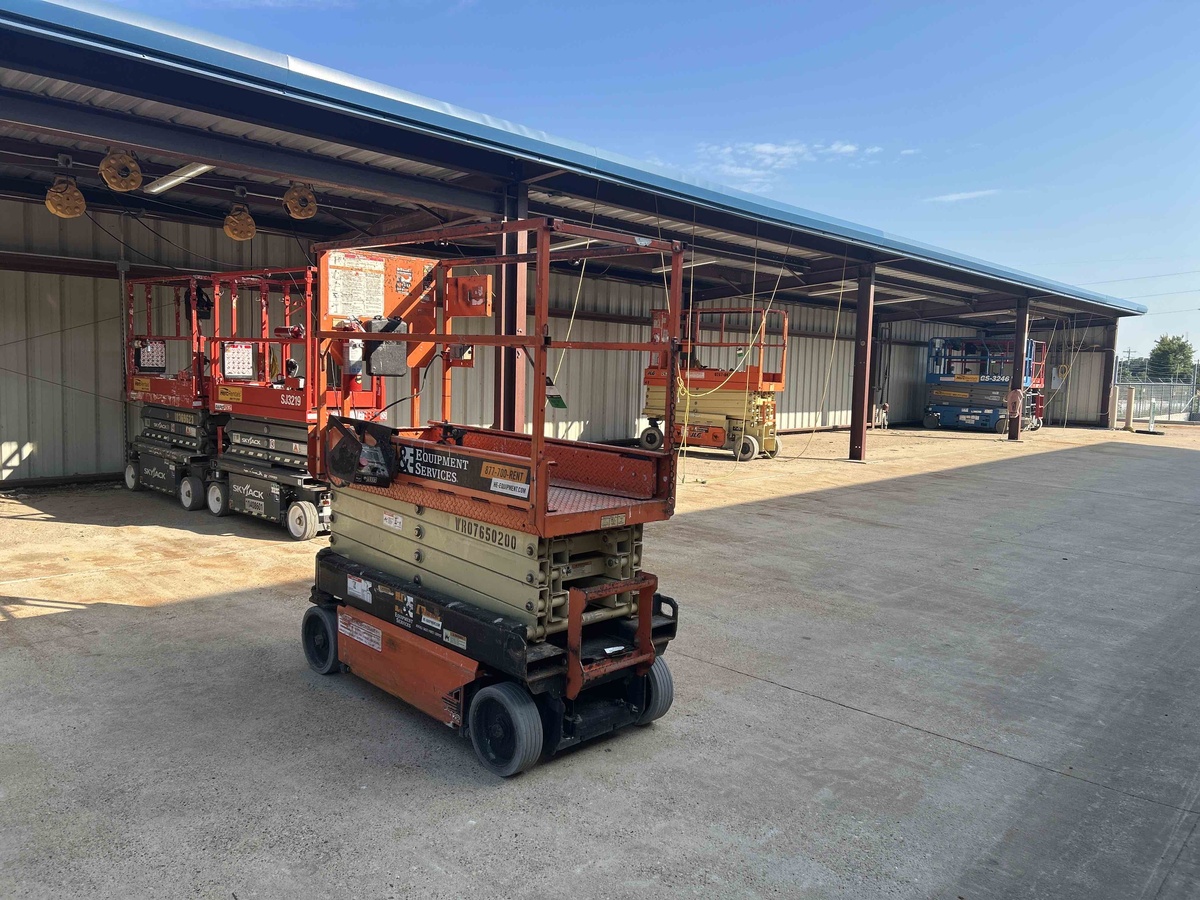 2018 JLG 1932R-1