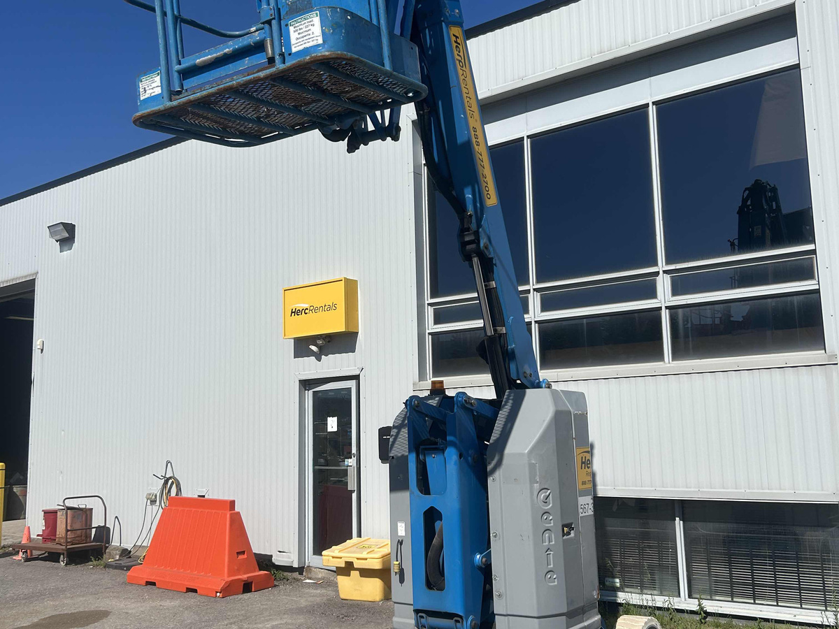 2013 Genie Z-30/20N RJ