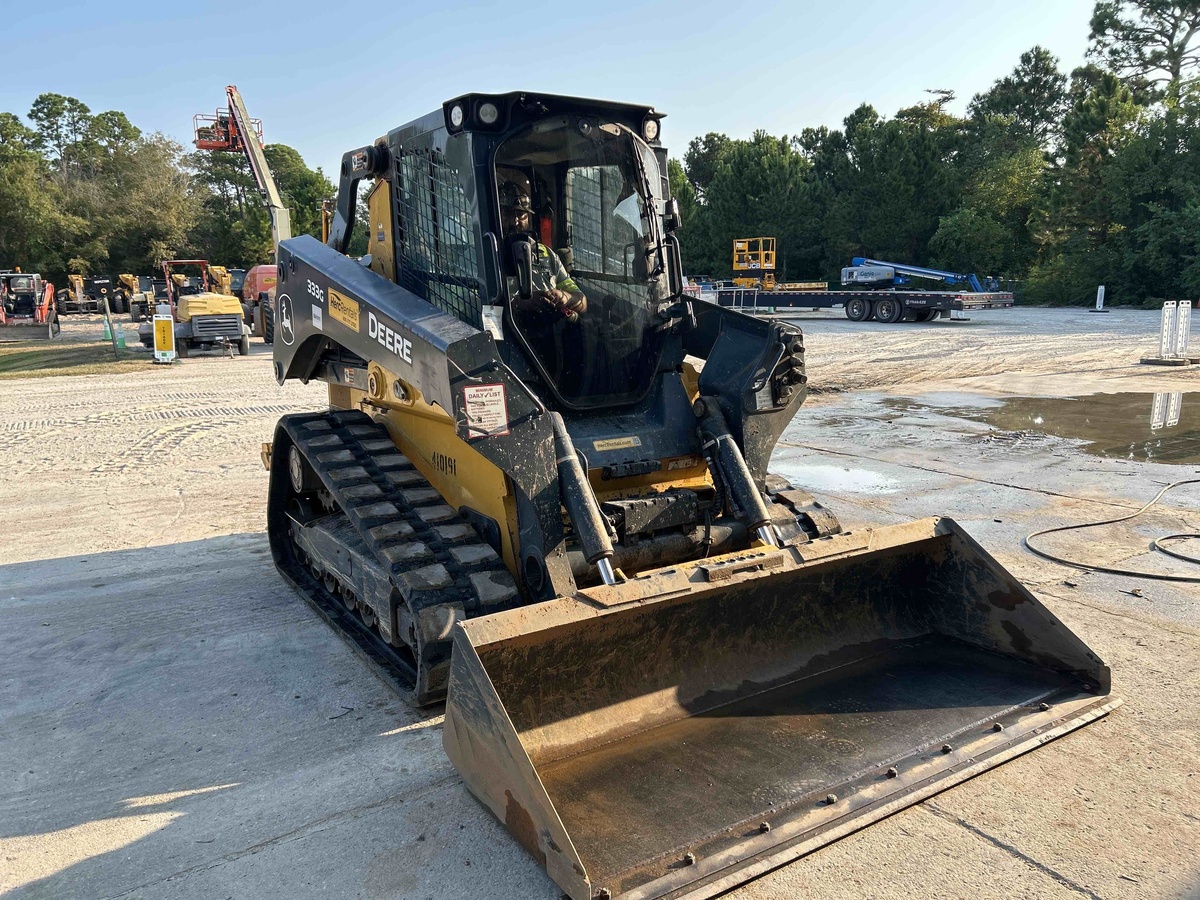 2021 John Deere 333G-2