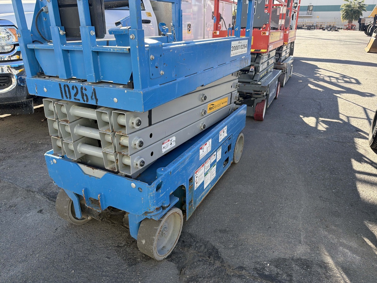 2017 Genie GS-1930-4