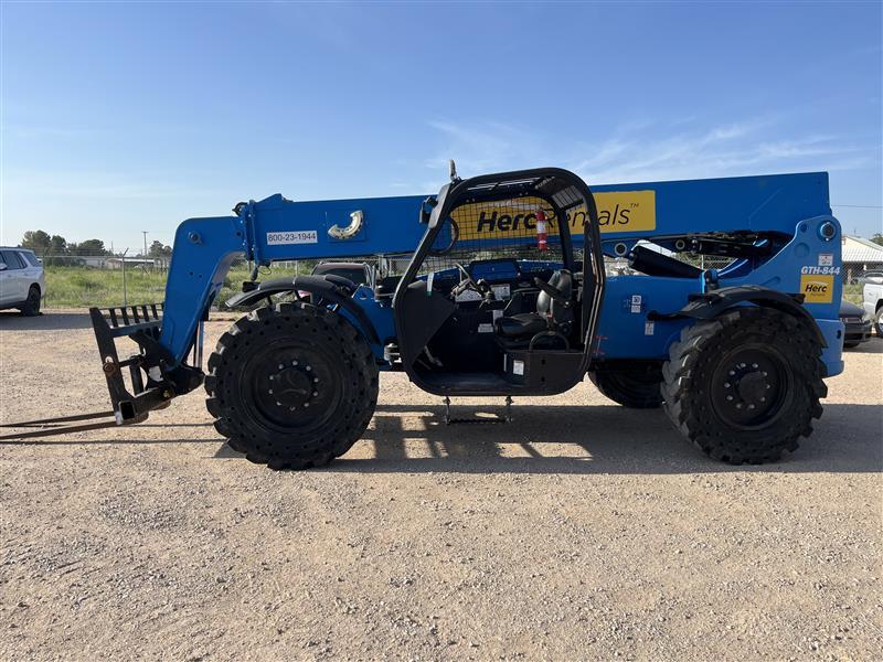 2018 Genie GTH 844-2