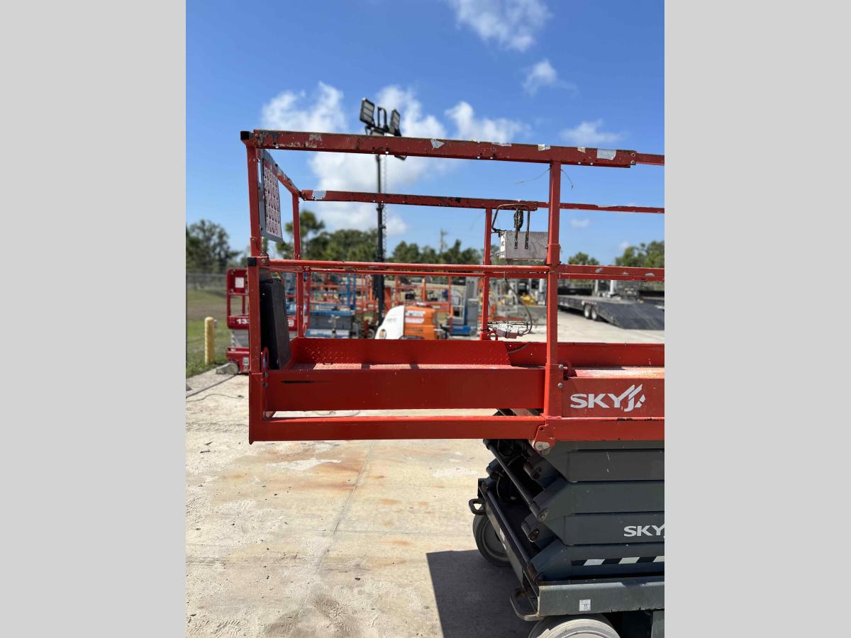 2016 Skyjack SJ4632