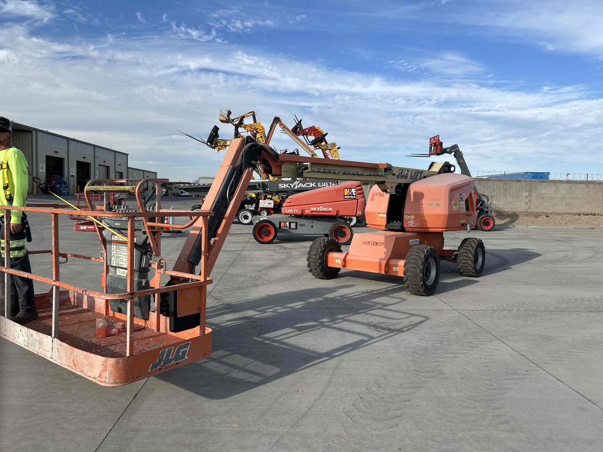 2018 JLG 460SJ-6