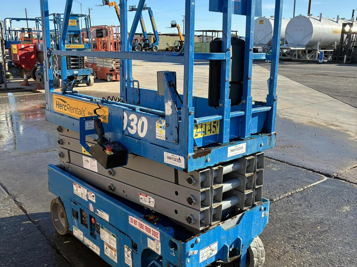 2019 Genie GS-1930