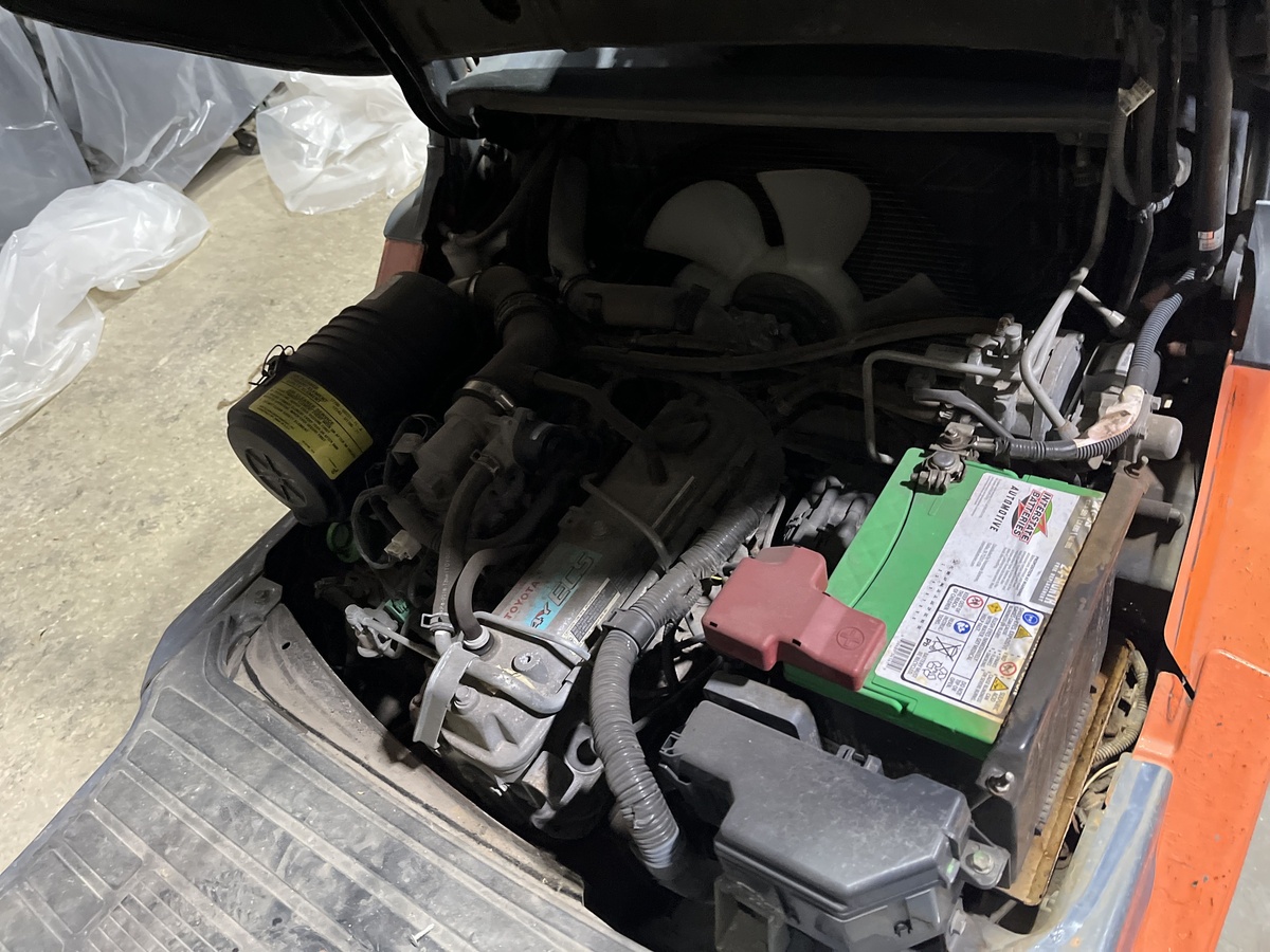 2017 Toyota 8FGU30-8