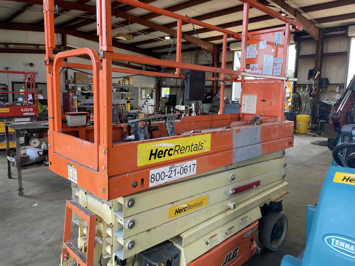 2018 JLG 2632ES-2