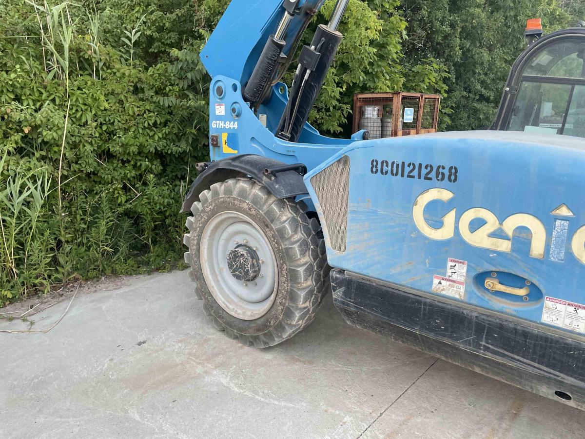 2016 Genie GTH 844-7