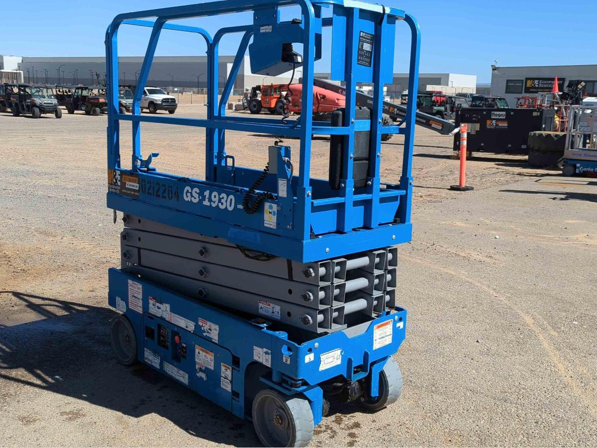 2017 Genie GS-1930