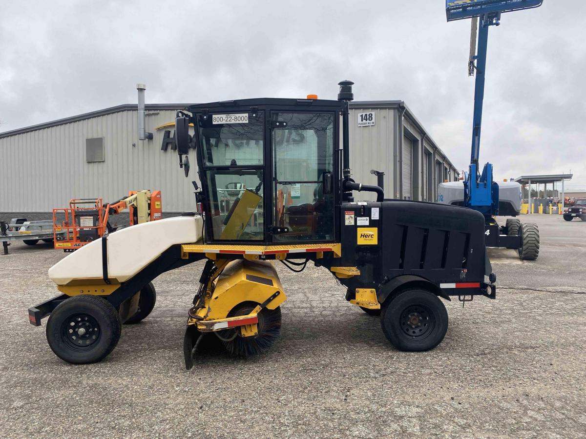2018 LayMor SweepMaster 450-ST