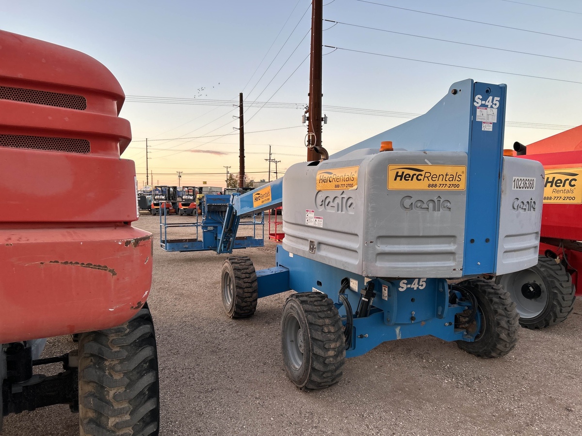 2018 Genie S-45-9