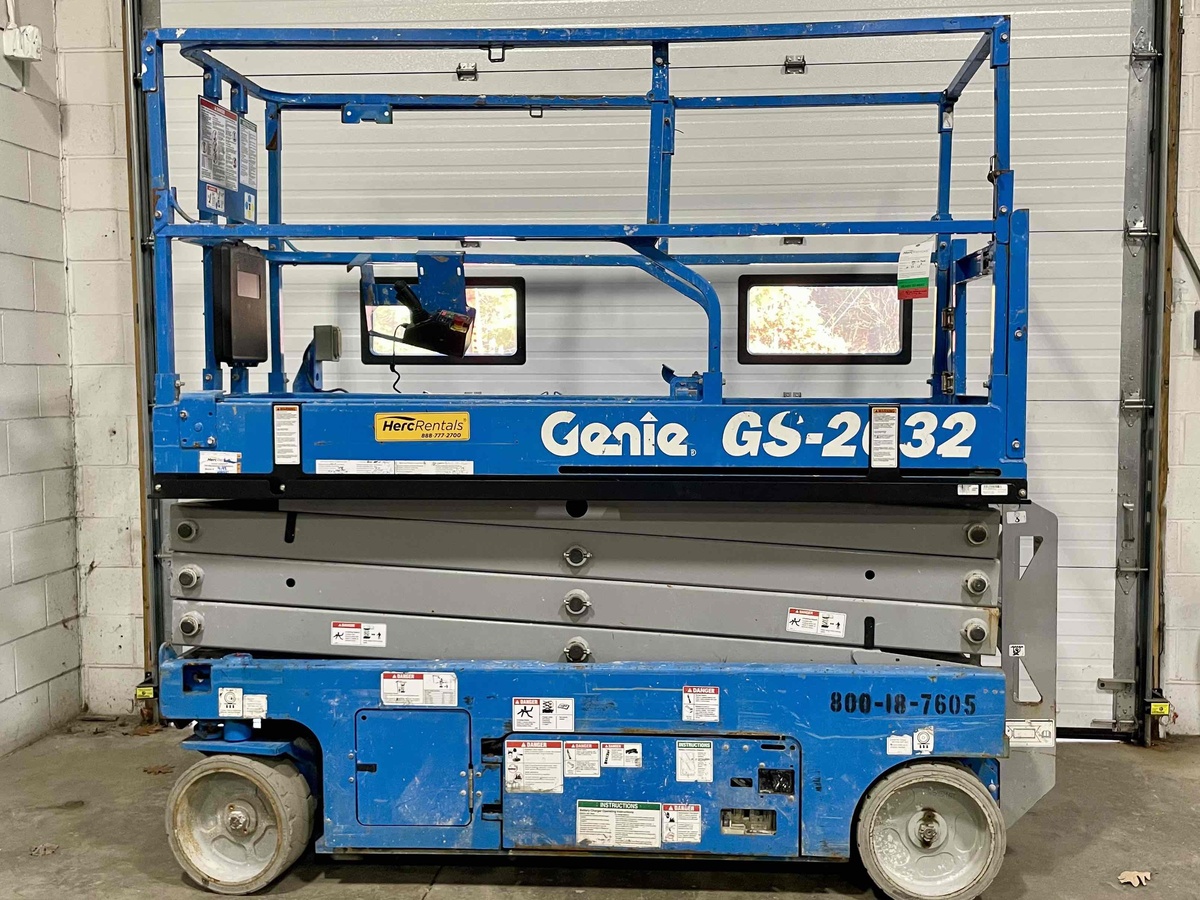 2017 Genie GS-2632