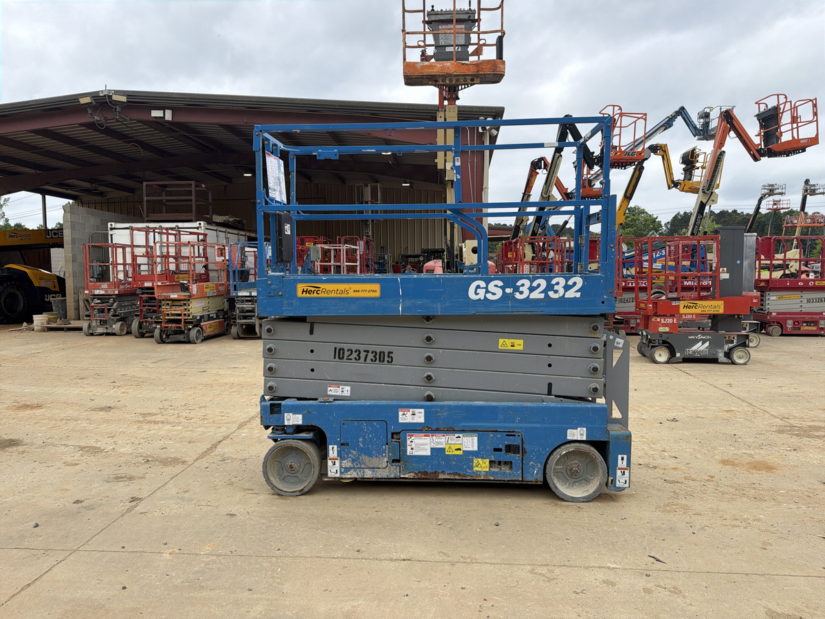 2018 Genie GS-3232-4