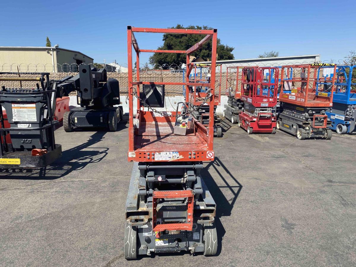2017 Skyjack SJ3219