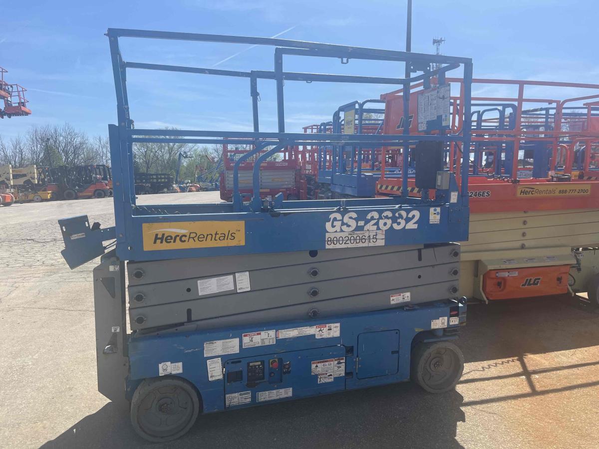 2018 Genie GS-2632