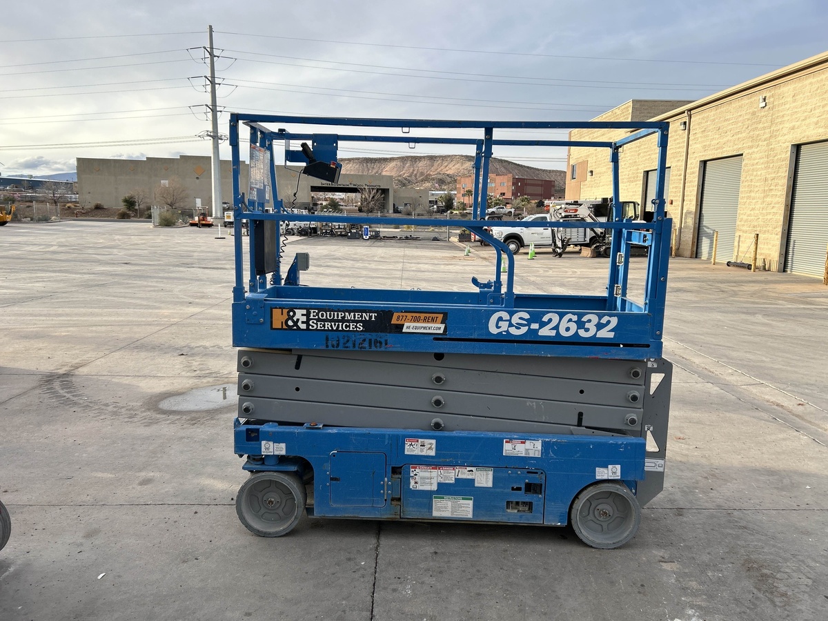 2017 Genie GS-2632-5