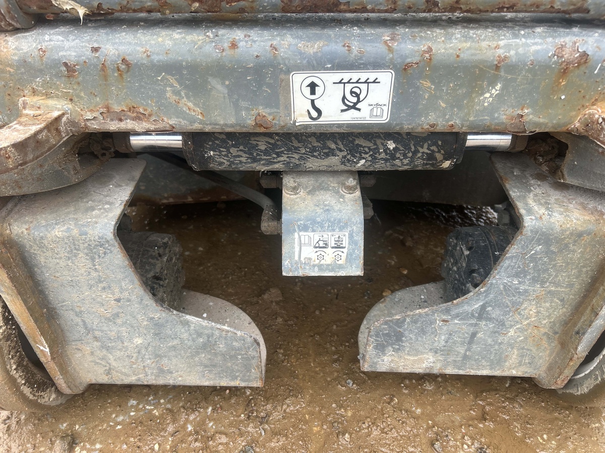 2018 Skyjack SJ3219-9