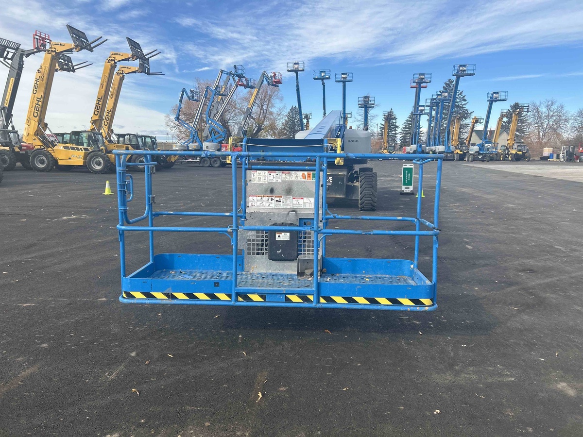 2018 Genie S-85-4