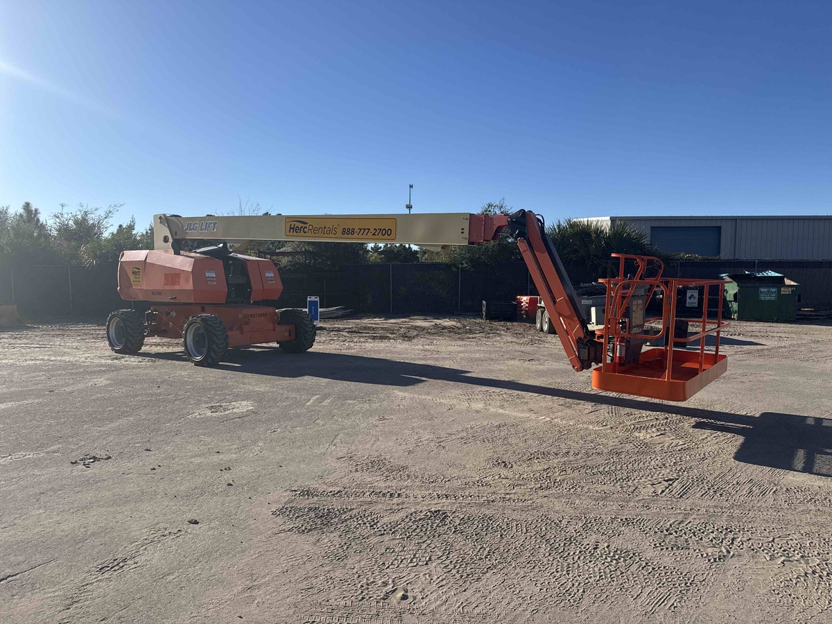 2019 JLG 860SJ-4