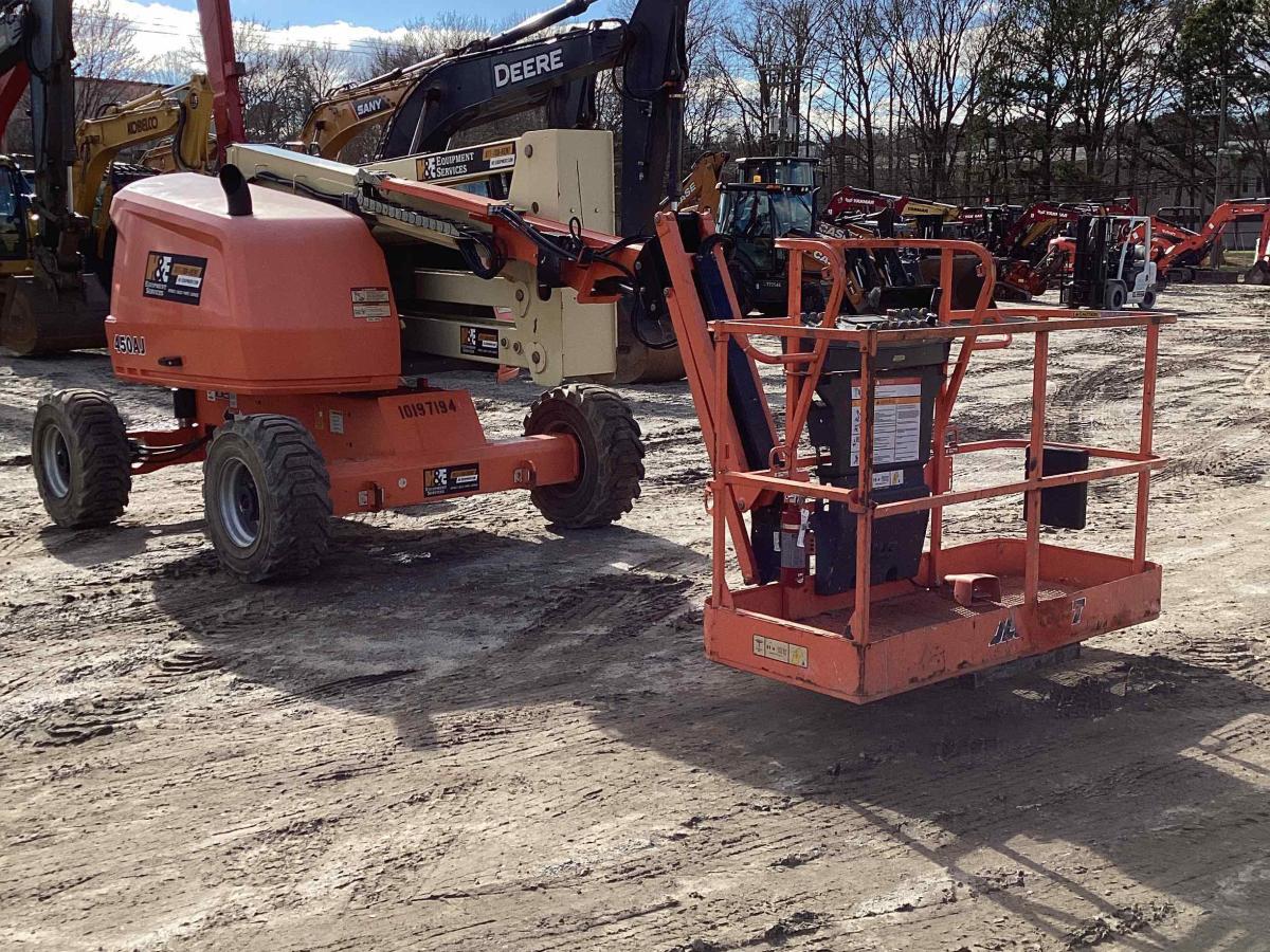 2016 JLG 450AJ