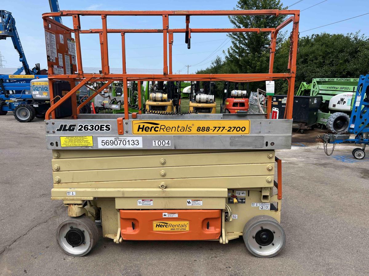 2006 JLG 2630ES