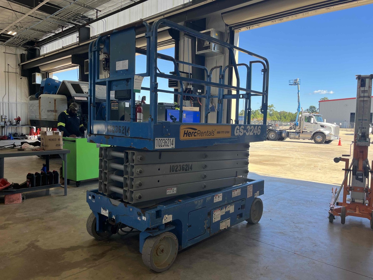 2018 Genie GS-3246-6