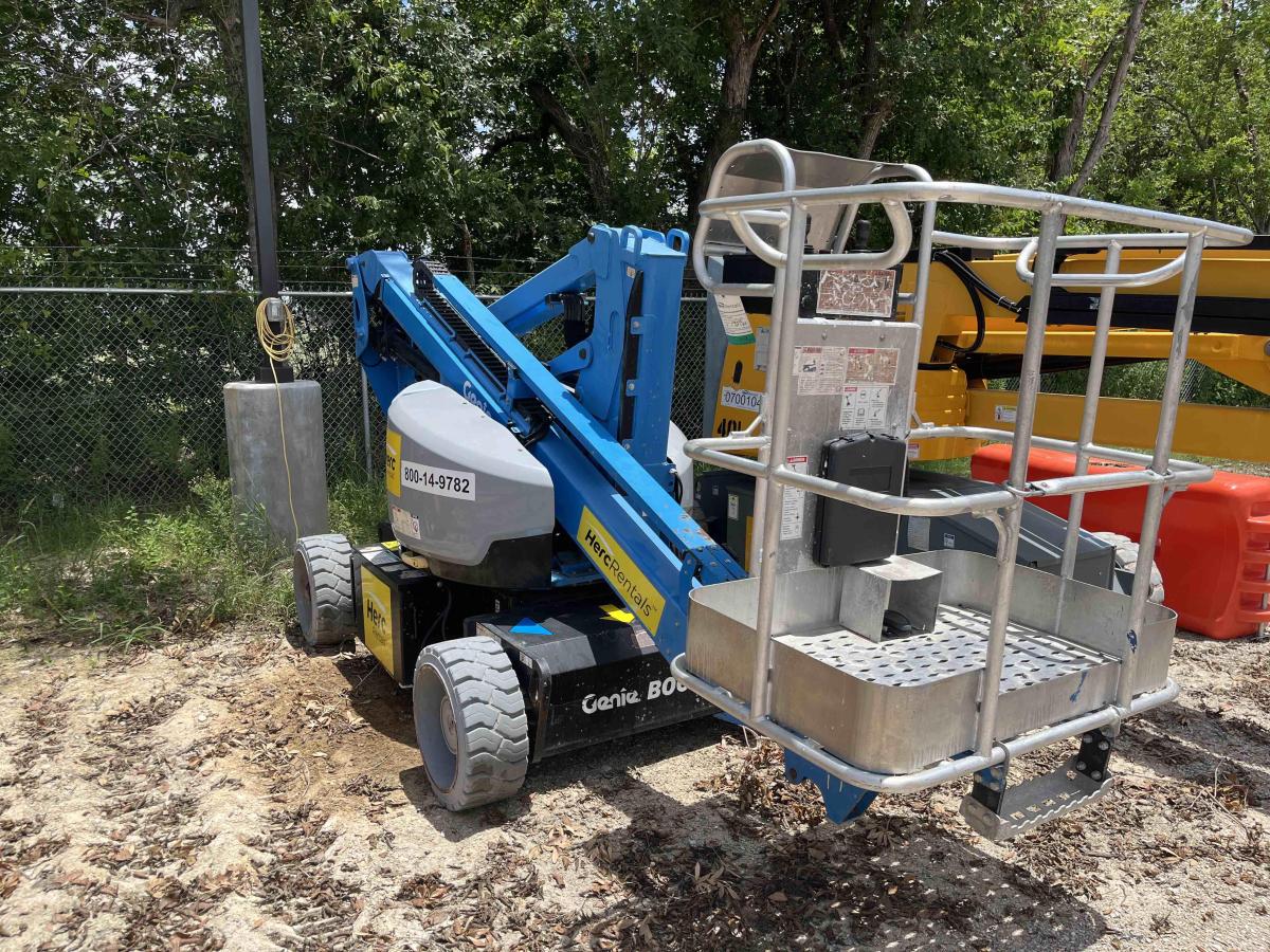 2017 Genie Z-33/18