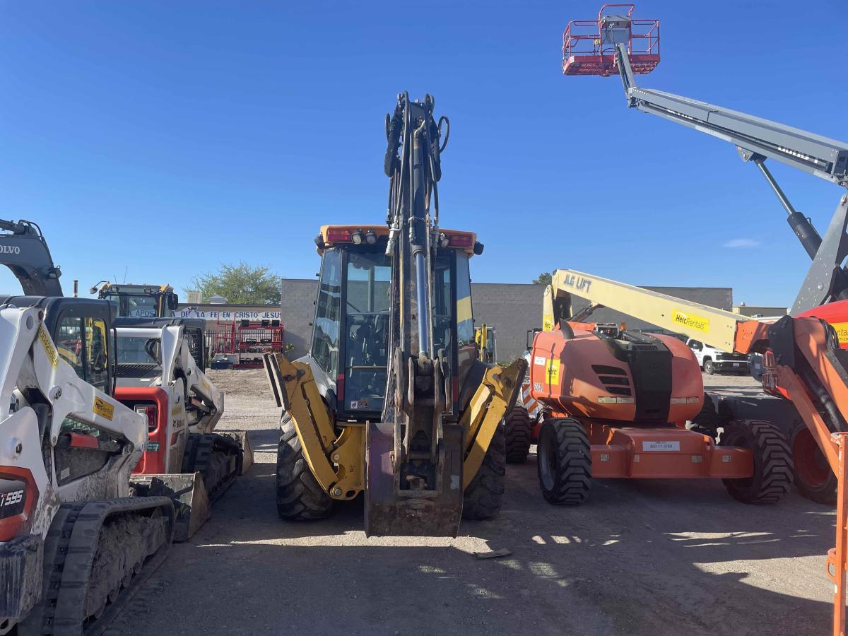 2019 John Deere 310L EP