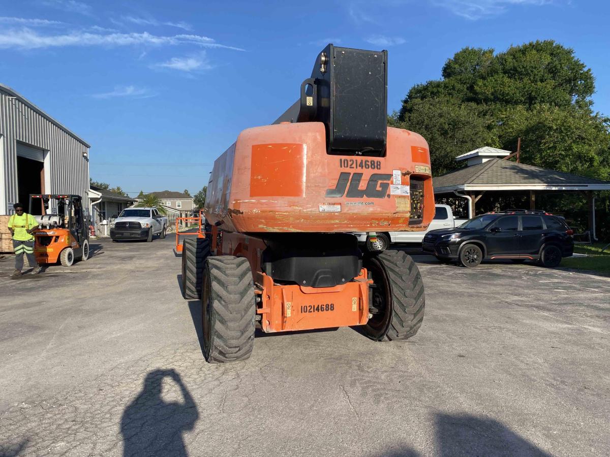 2017 JLG 1200SJP-5