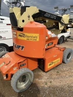 2018 JLG E400AJPN-4