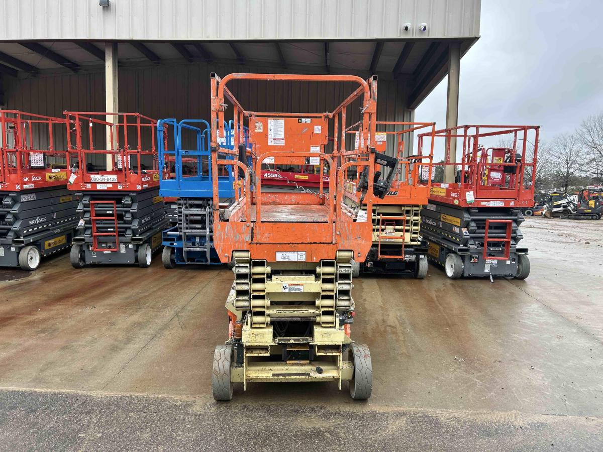 2018 JLG 2646ES