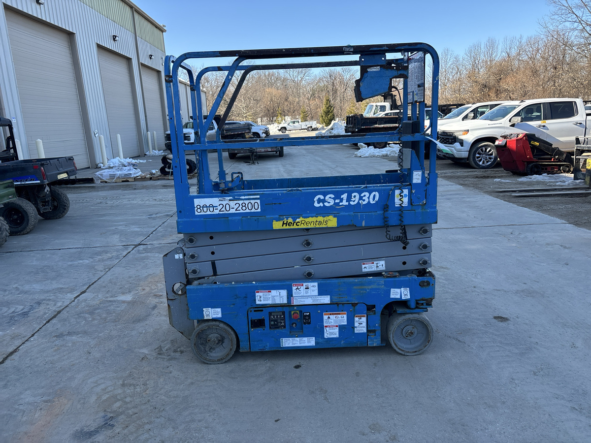 2018 Genie GS-1930