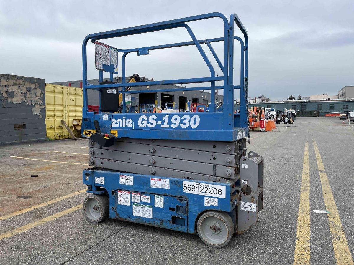 2016 Genie GS-1930
