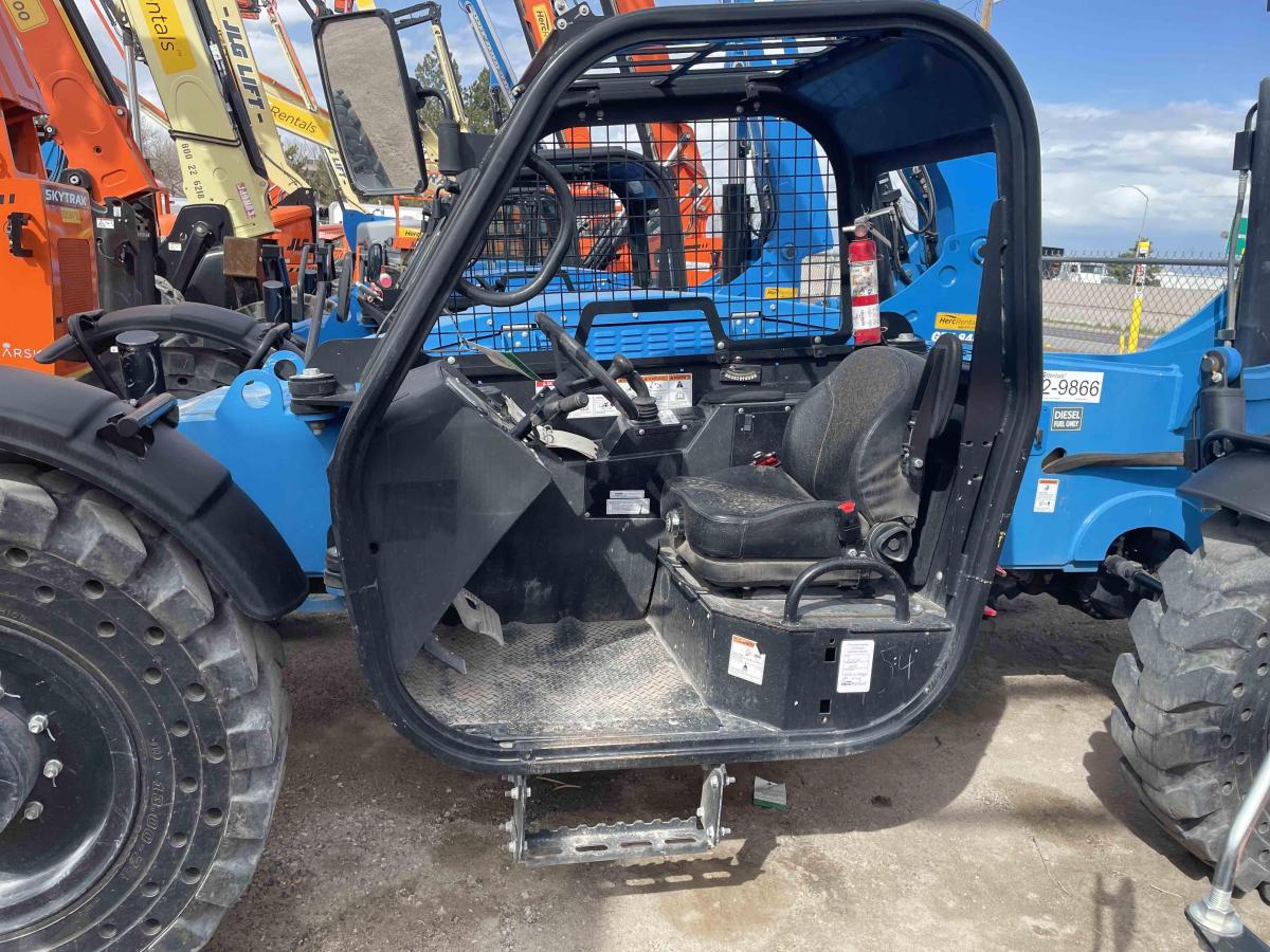 2018 Genie GTH 844
