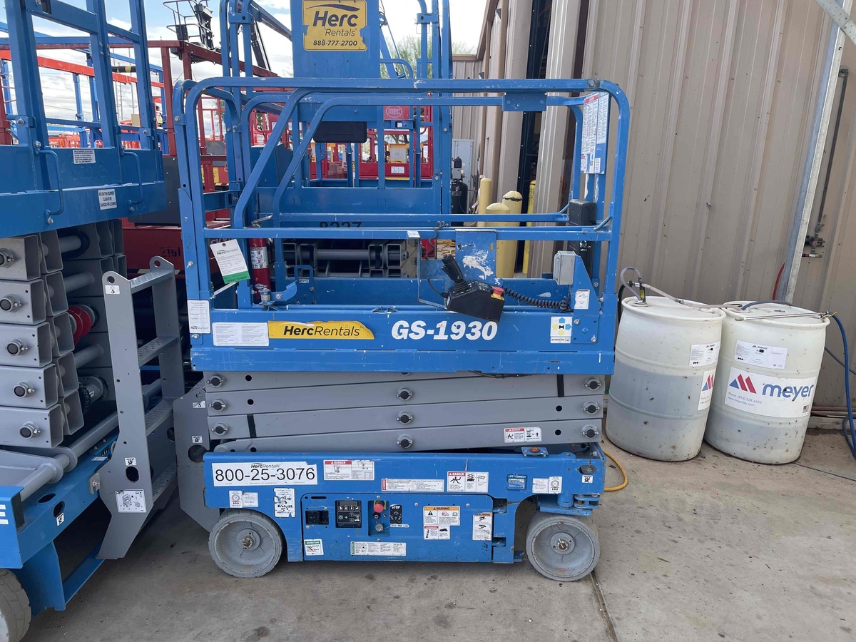 2019 Genie GS-1930