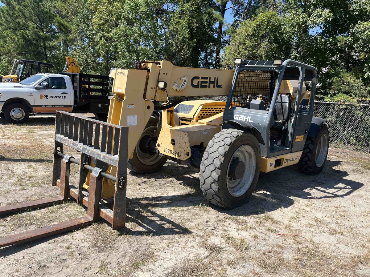 2016 Gehl DL9-44-1