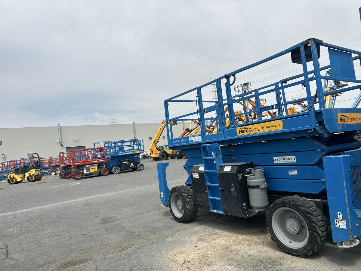 2016 Genie GS-4390 RT-3