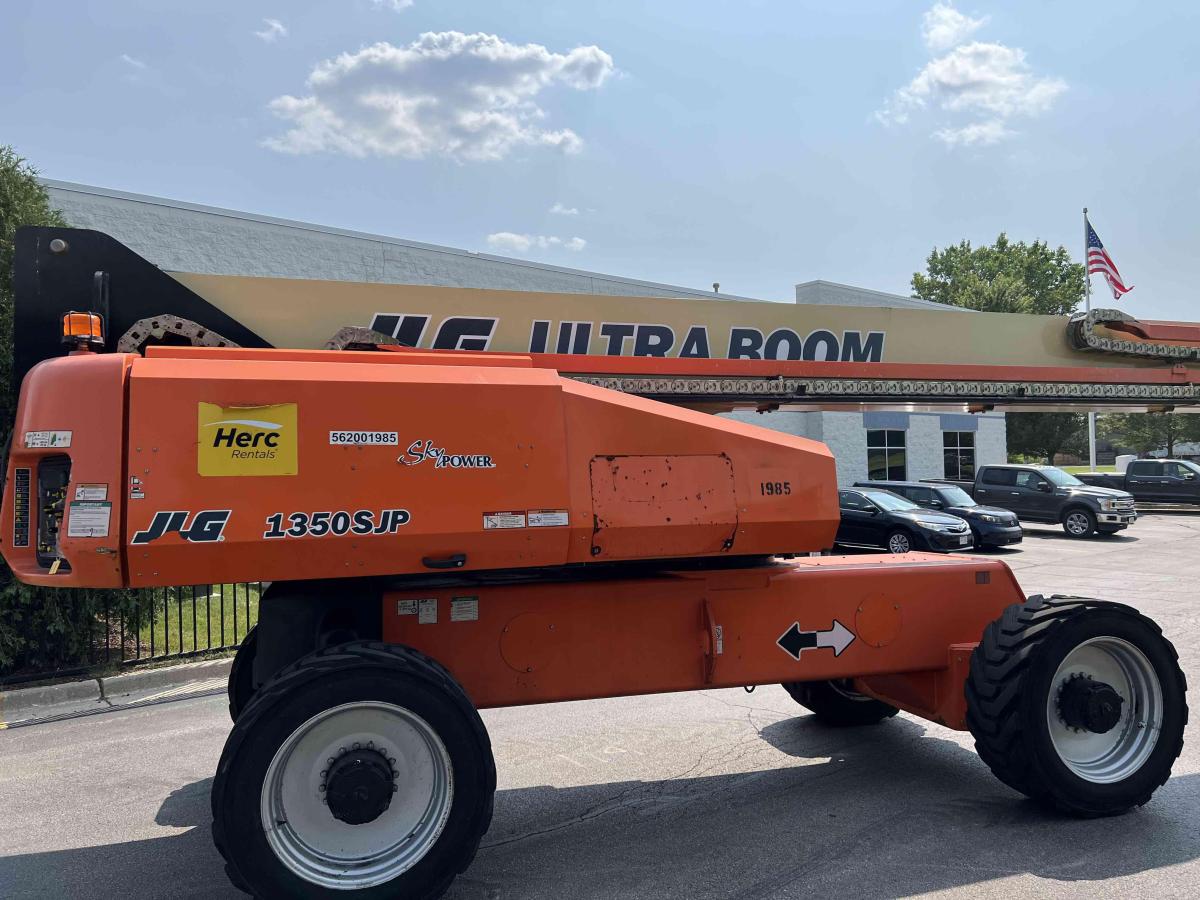 2012 JLG 1350SJP