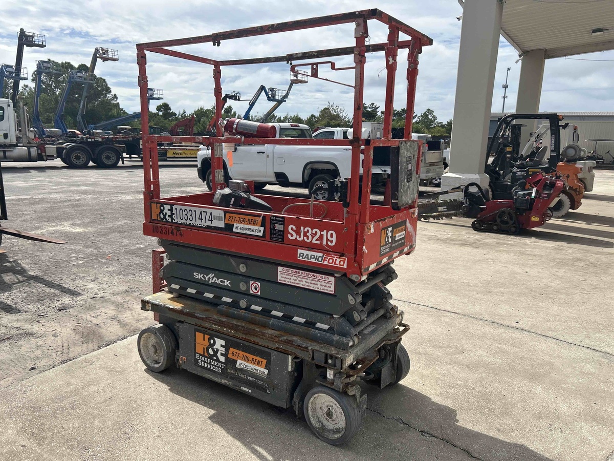 2021 Skyjack SJ3219-2