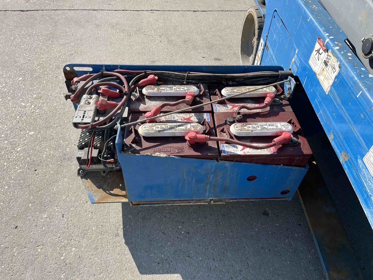 2018 Genie GS-3232-12